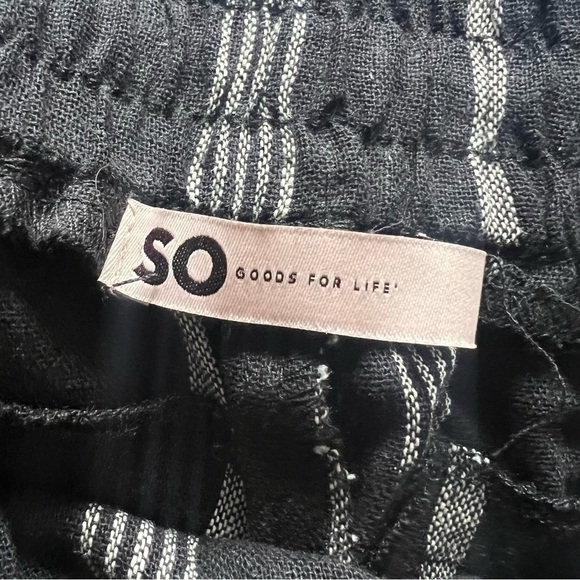 NWT Black & White Striped Tassel Tie Shorts | Size Small | Summer - Picture 6 of 7